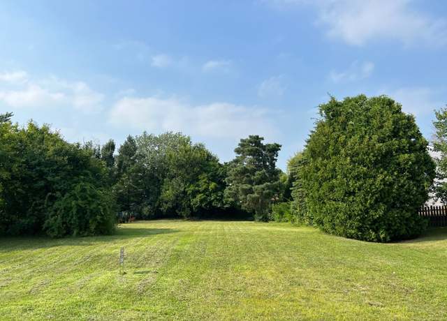 Property at 952 Revere Ln, Island Lake, IL 60042