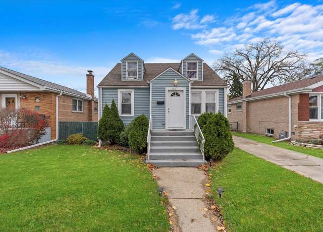 Property at 8841 S Francisco Ave, Evergreen Park, IL 60805, 4 beds, 2 baths
