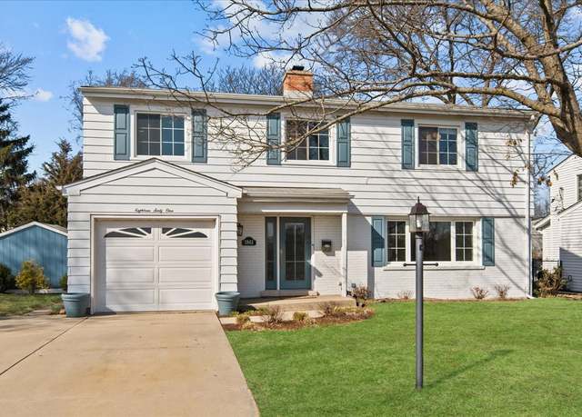 Property at 1861 Winnetka Ave, Northfield, IL 60093, 4 beds, 2.5 baths