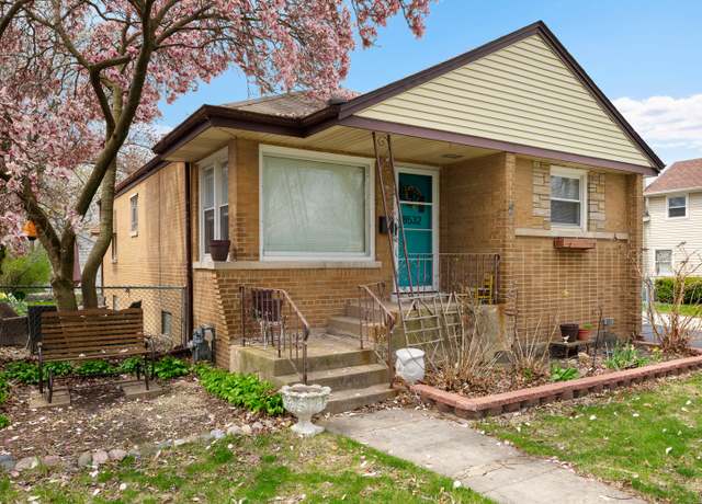 Property at 18532 Morris Ave, Homewood, IL 60430, 4 beds, 2 baths