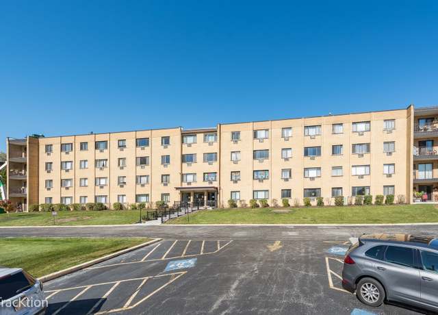 Property at 6660 S Brainard Ave #201, Countryside, IL 60525, 2 beds, 2 baths