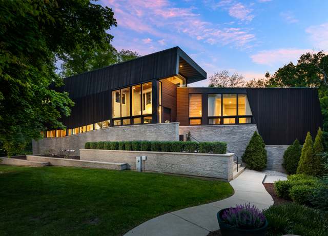 Property at 603 Driftwood Ct, Naperville, IL 60540, 5 beds, 3.5 baths