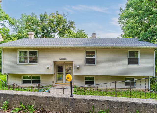 Property at 7806 Wooded Shore Dr, Wonder Lake, IL 60097, 4 beds, 2 baths