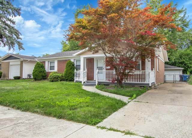 Property at 1225 King Dr, South Holland, IL 60473, 3 beds, 1.5 baths