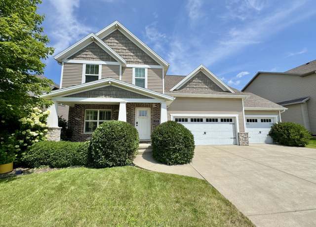 Property at 2514 Fieldstone Ct, Normal, IL 61761, 5 beds, 3.5 baths