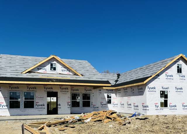 Property at 2808 Haydon Dr, Urbana, IL 61802, 4 beds, 2.5 baths