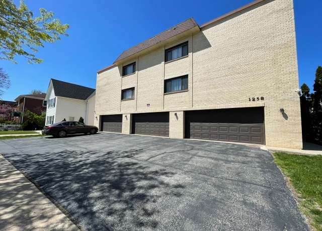 Property at 1258 Brown St #302, Des Plaines, IL 60016, 2 beds, 1 bath