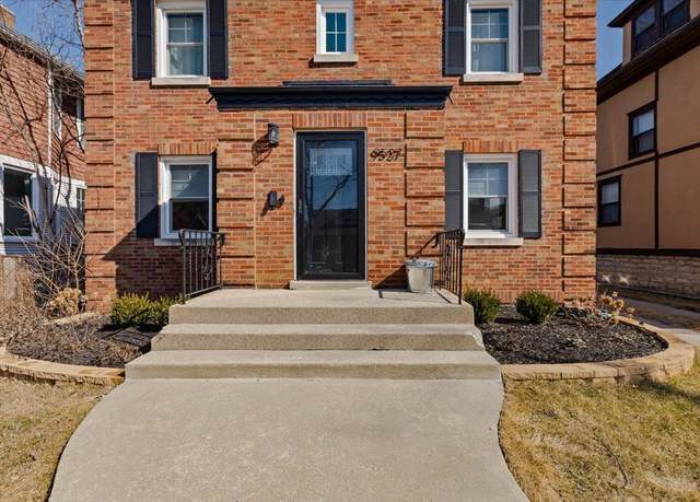 Property at 9527 S Damen Ave, Chicago, IL 60643, 3 beds, 1.5 baths