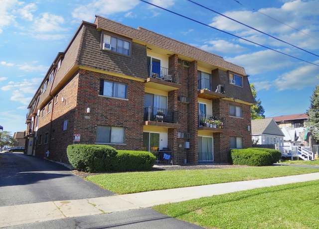 Property at 9826 Sayre Ave, Chicago Ridge, IL 60415, 28 beds, 18 baths