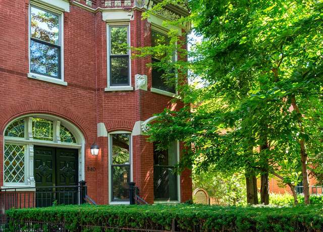 Property at 540 W Fullerton Pkwy, Chicago, IL 60614, 5 beds, 4 baths