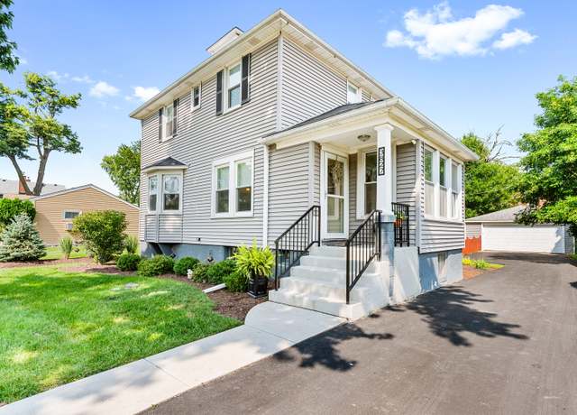 Property at 3827 Hollywood Ave, Brookfield, IL 60513, 3 beds, 1.5 baths