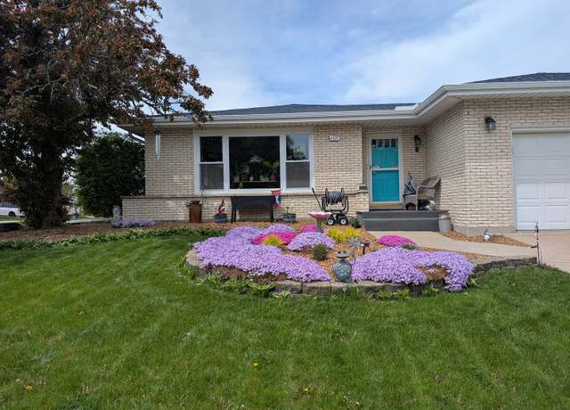 Property at 6624 157th St, Oak Forest, IL 60452, 4 beds, 2 baths
