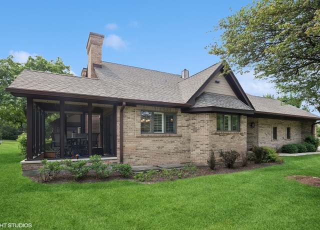 Property at 1709 Pebble Beach Ct, Hoffman Estates, IL 60169, 3 beds, 3.5 baths