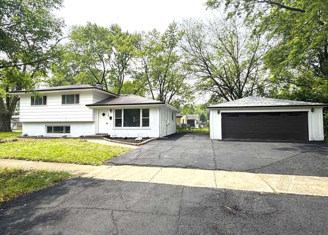 Property at 126 N Prairie Ave, Bloomingdale, IL 60108, 3 beds, 2 baths