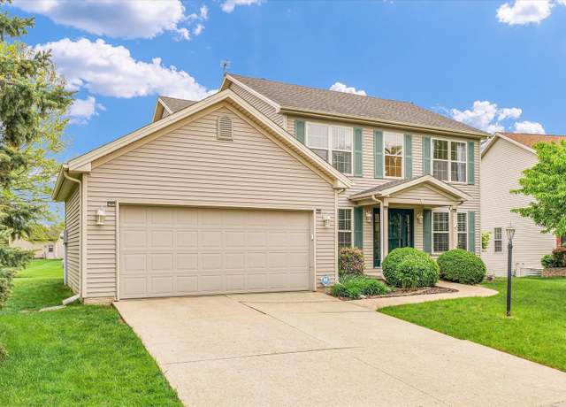 Property at 4603 Stonebridge Dr, Champaign, IL 61822, 4 beds, 3.5 baths