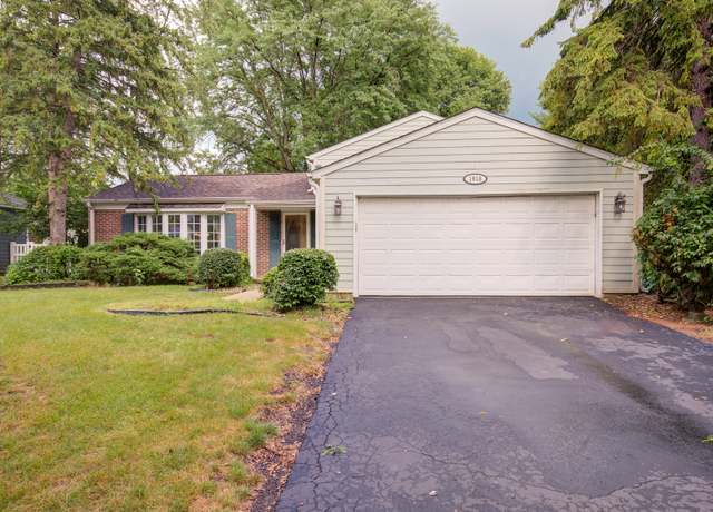 Property at 1918 Templar Dr, Naperville, IL 60565, 4 beds, 2 baths