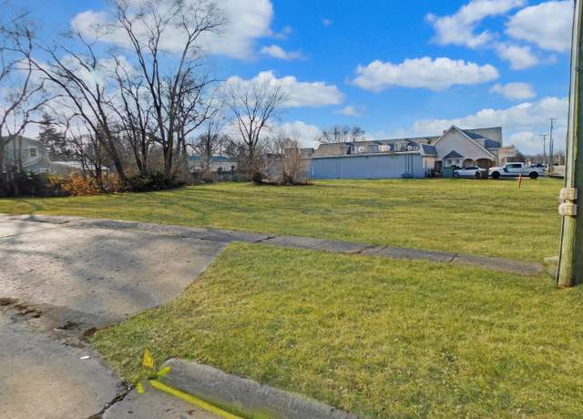 Property at 10458 Main St, Roscoe, IL 61073