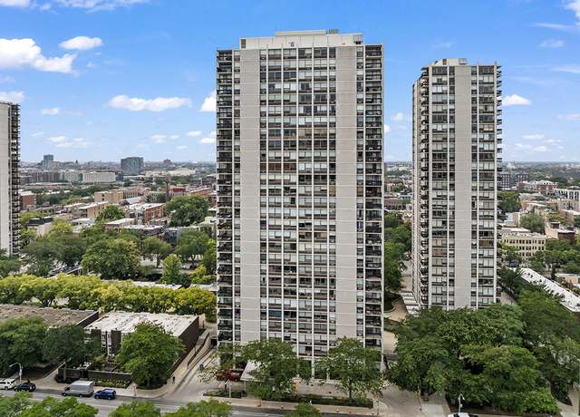 Property at 1455 N Sandburg Ter #1204, Chicago, IL 60610, 2 beds, 1 bath