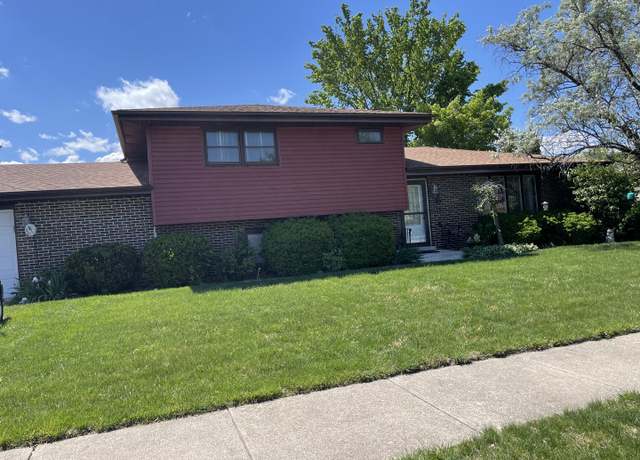 Property at 13706 Crestview Ct, Crestwood, IL 60418, 3 beds, 2 baths