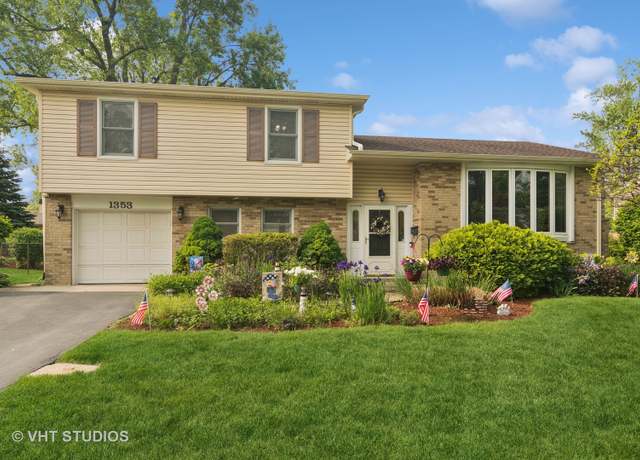 Property at 1353 E Joan Dr, Palatine, IL 60074, 3 beds, 1.5 baths