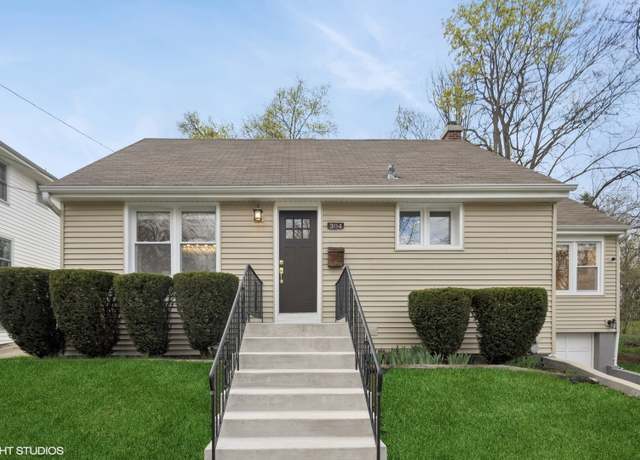 Property at 304 Bryant Ave, Glen Ellyn, IL 60137, 3 beds, 2.5 baths