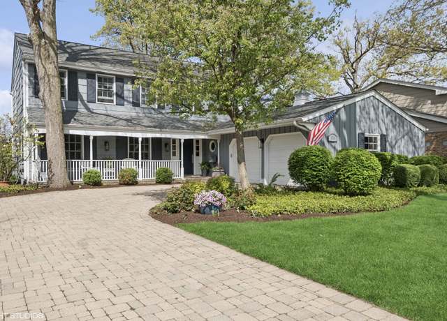Property at 816 S Hamlin Ave, Park Ridge, IL 60068, 4 beds, 3.5 baths