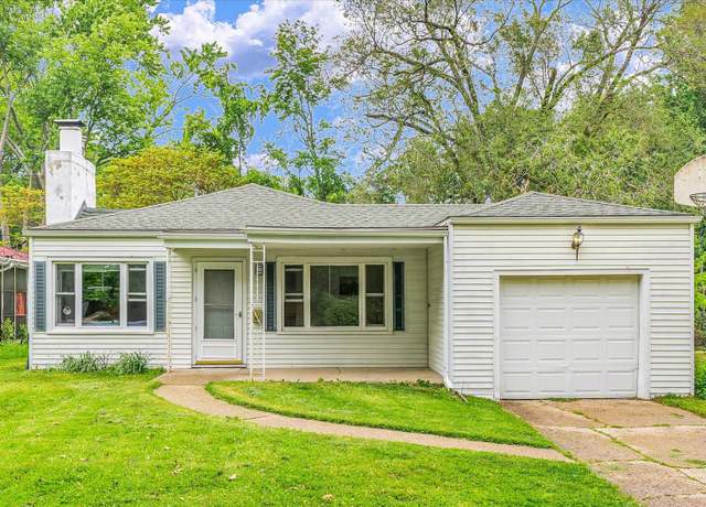 Property at 608 Hessel Blvd, Champaign, IL 61820, 3 beds, 1 bath