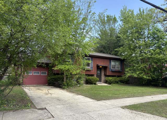 Property at 212 N Oakwood Ave, West Chicago, IL 60185, 4 beds, 2 baths