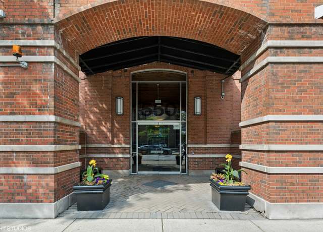 Property at 550 N Kingsbury St #521, Chicago, IL 60654, 1 bed, 1 bath