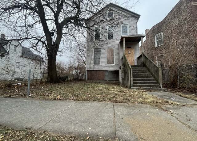 Property at 7918 S Escanaba Ave, Chicago, IL 60617, 3 beds, 2 baths