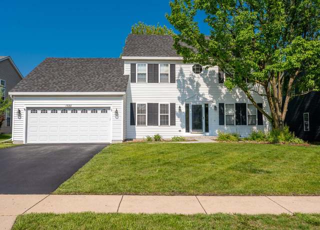 Property at 1320 Umbdenstock Rd, Elgin, IL 60123, 4 beds, 2.5 baths