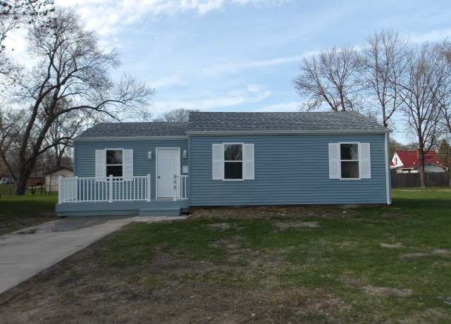 Property at 908 Merrill Ave, Loves Park, IL 61111, 3 beds, 1.5 baths
