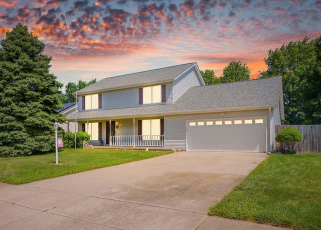Property at 3504 Royal Oak Ct, Champaign, IL 61822, 5 beds, 3 baths
