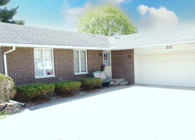 Property at 717 E Rosewood St, Watseka, IL 60970, 3 beds, 1.5 baths
