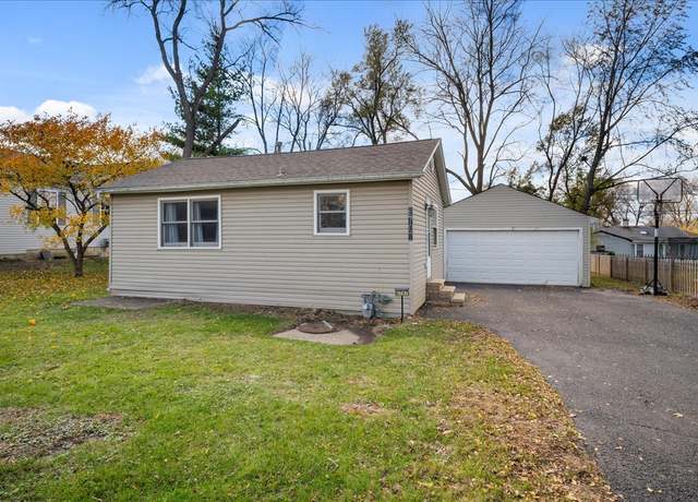 Property at 6707 Hawthorne Dr, Cary, IL 60013, 2 beds, 1 bath