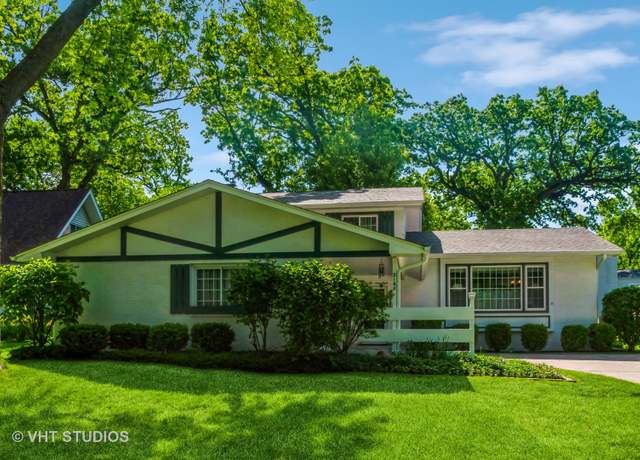 Property at 2168 Vermont St, Rolling Meadows, IL 60008, 4 beds, 2.5 baths