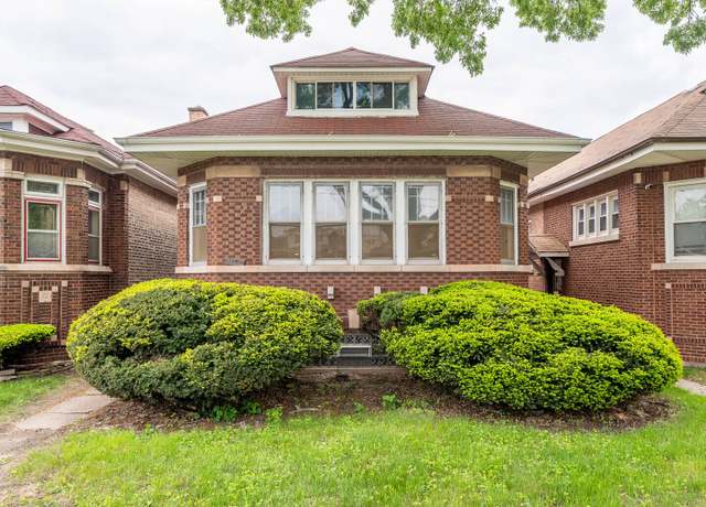 Property at 1745 E 85th St, Chicago, IL 60617, 3 beds, 1 bath