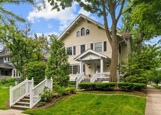 Property at 633 Forest Ave, Wilmette, IL 60091, 6 beds, 2.5 baths