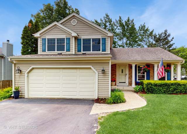 Property at 500 Shallow Cove Rd, Lake Zurich, IL 60047, 3 beds, 2.5 baths