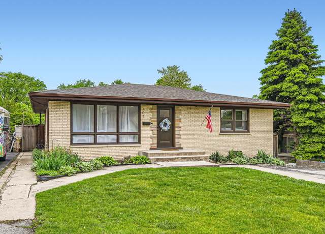 Property at 107 N Oakwood Ave, Willow Springs, IL 60480, 2 beds, 2 baths