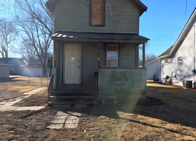 Property at 909 W 6th St, Sterling, IL 61081, 2 beds, 1 bath