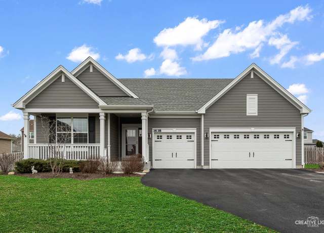 Property at 3638 Emerald Rd, Elgin, IL 60124, 3 beds, 2 baths