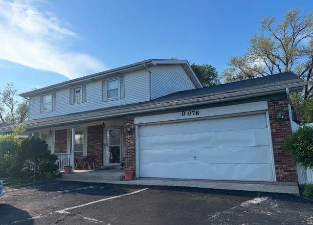 Property at 8700 W 103rd St, Palos Hills, IL 60465, 4 beds, 2.5 baths