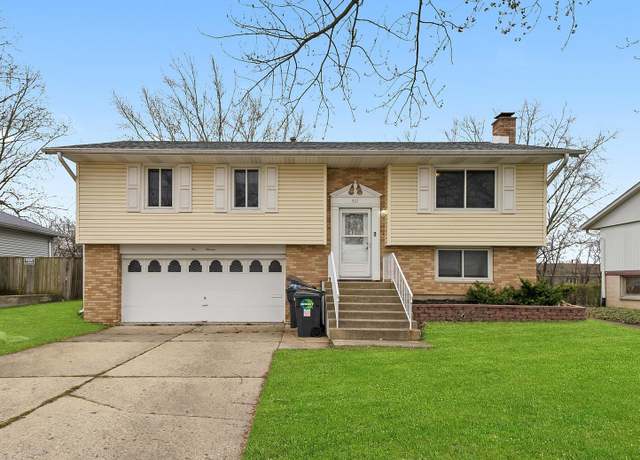 Property at 511 Freeman Ave, Streamwood, IL 60107, 3 beds, 1.5 baths