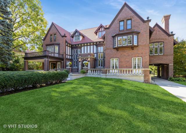 Property at 1120 Forest Ave, Evanston, IL 60202, 7 beds, 6 baths
