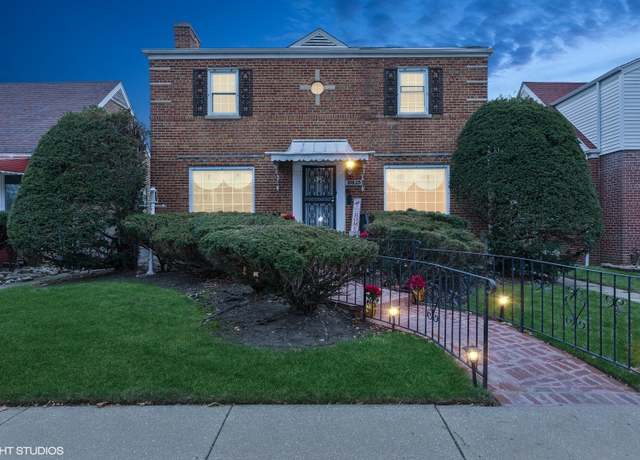 Property at 10825 S Parnell Ave, Chicago, IL 60628, 4 beds, 2.5 baths