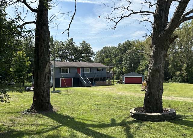 Property at 14750 Waller Rd, Fulton, IL 61252, 3 beds, 1 bath