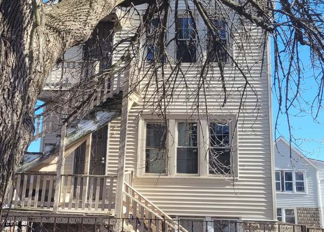 Property at 8405 S Baltimore Ave, Chicago, IL 60617, 5 beds, 3 baths