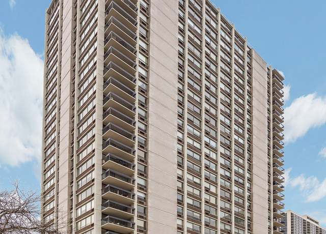 Property at 1455 N Sandburg Ter #2009, Chicago, IL 60610, 2 beds, 1 bath