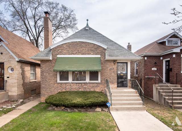 Property at 10041 S Calumet Ave, Chicago, IL 60628, 2 beds, 2 baths